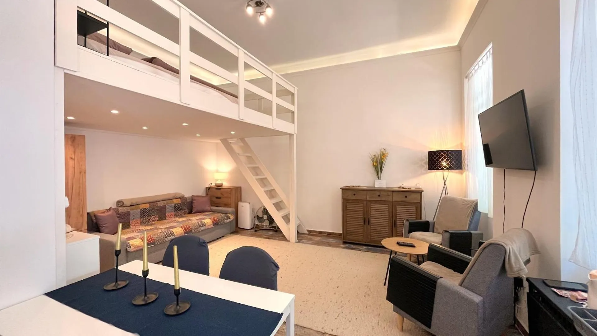 Brand New Garden Flat / Free Parking Appartement Boedapest Hongarije